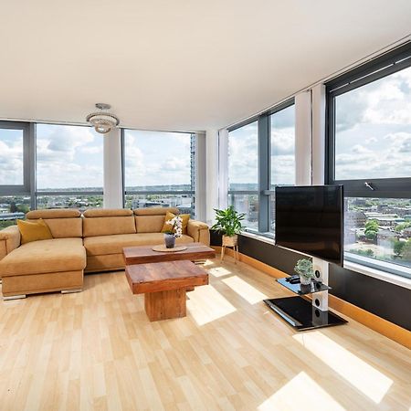 Large Central Penthouse In Leeds Лидс Экстерьер фото
