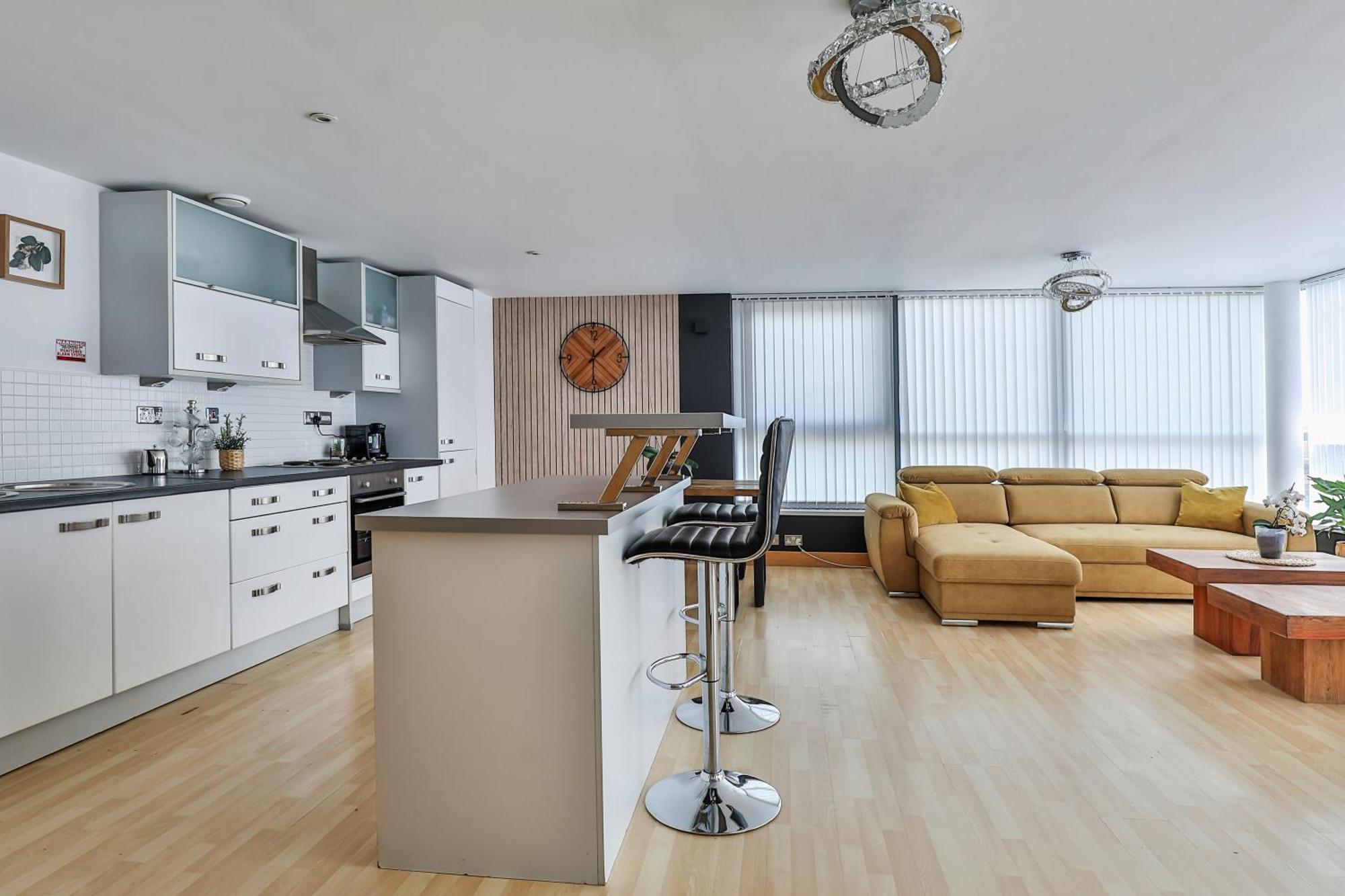 Large Central Penthouse In Leeds Лидс Экстерьер фото