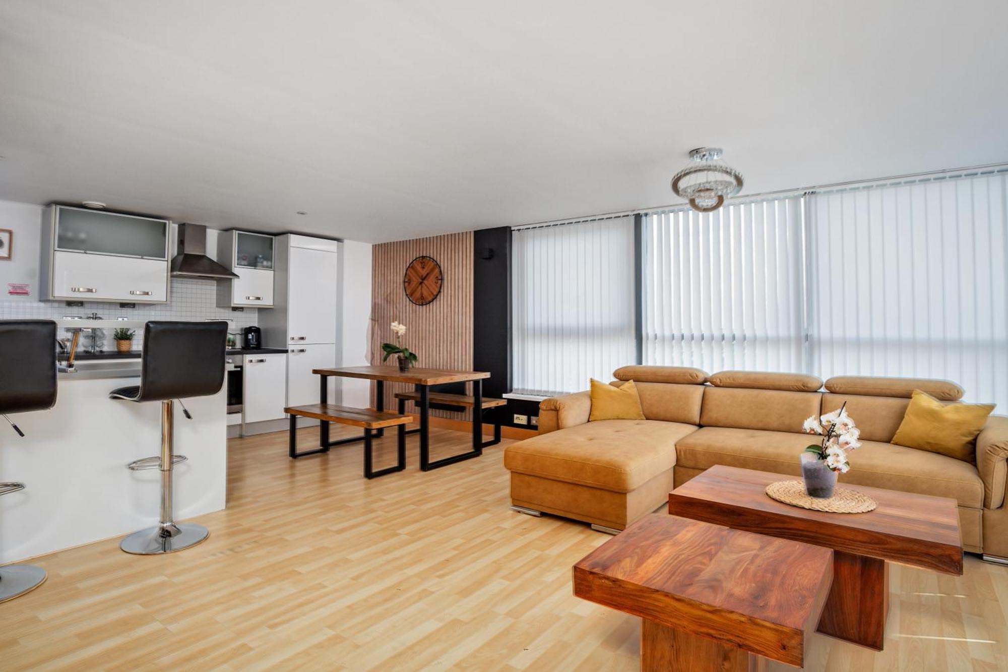 Large Central Penthouse In Leeds Лидс Экстерьер фото