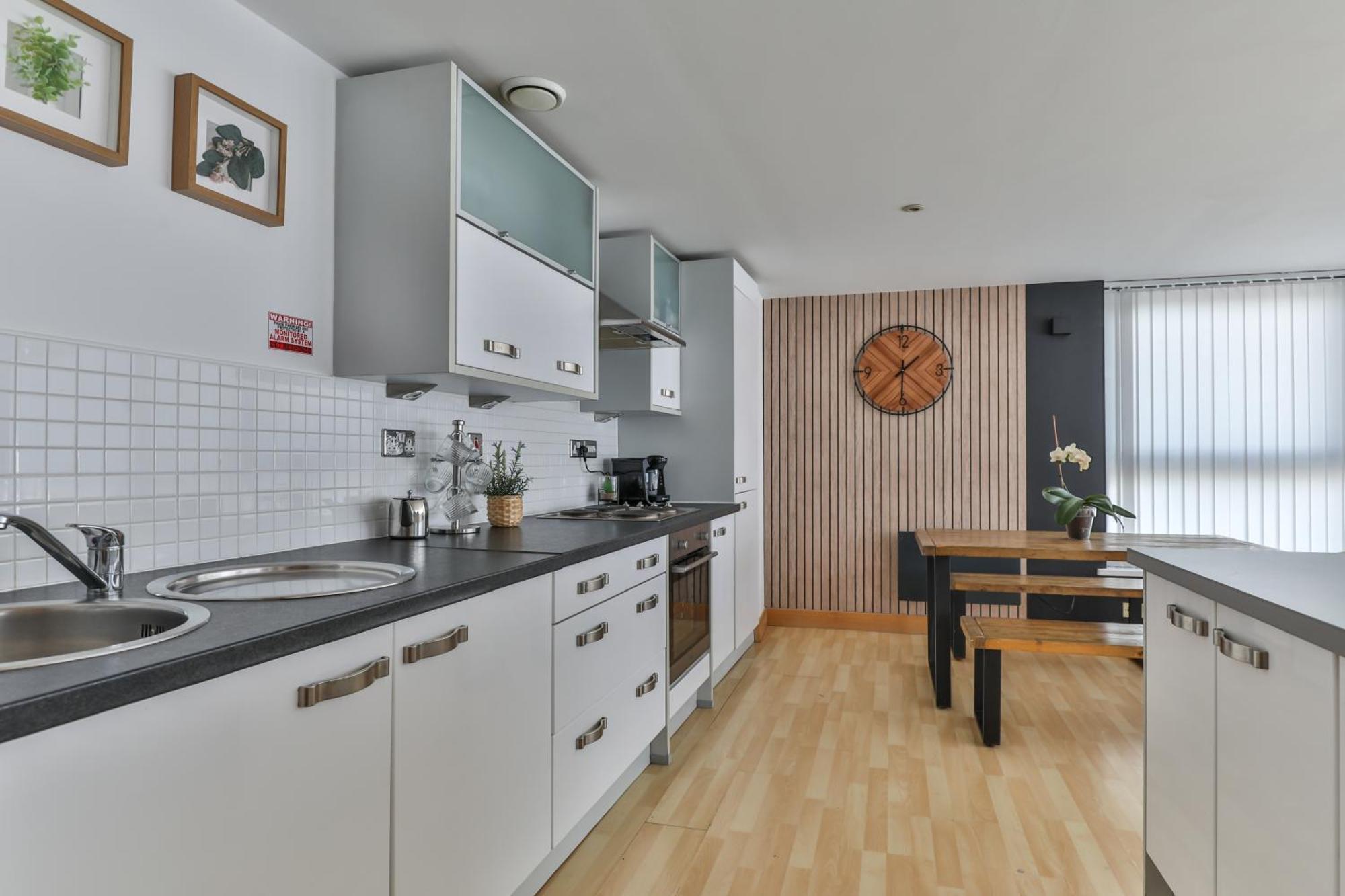 Large Central Penthouse In Leeds Лидс Экстерьер фото